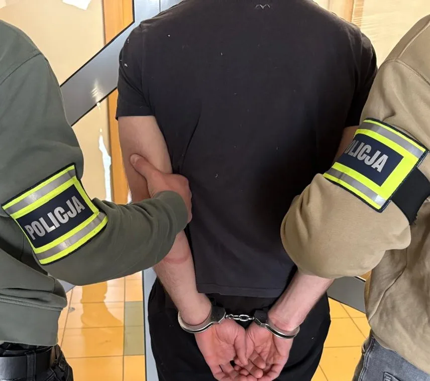 Zatrzymania poszukiwanych osób przez policję